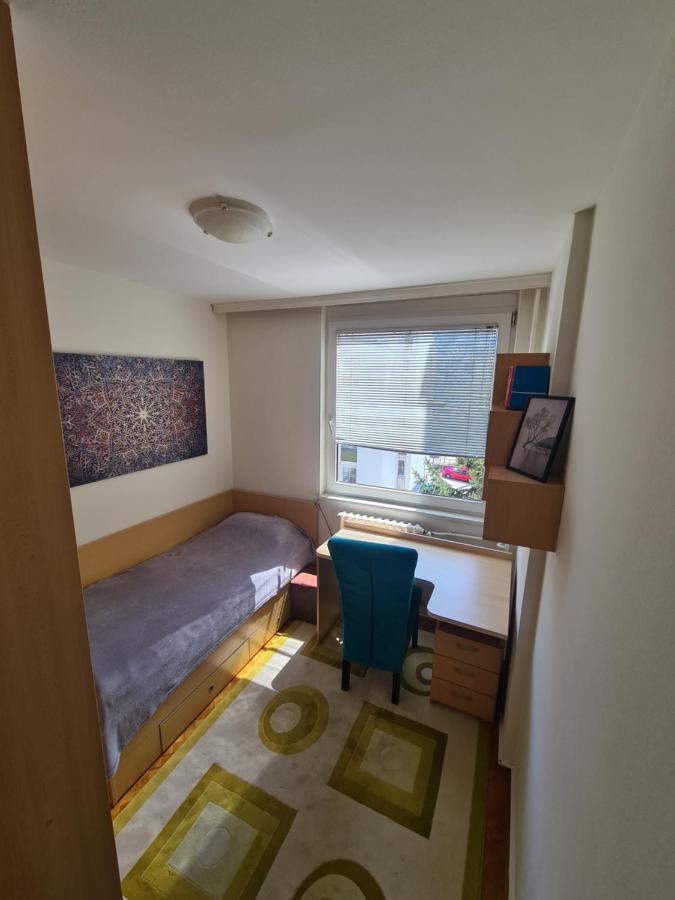 Walnut Apartment - Private Garage Sarajevo Luaran gambar